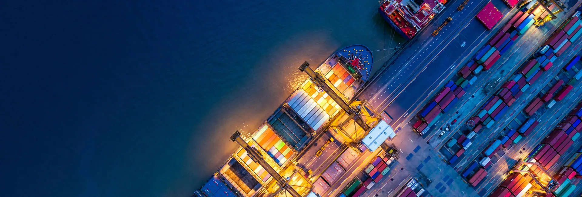 Большой опыт управления цепочками поставок.